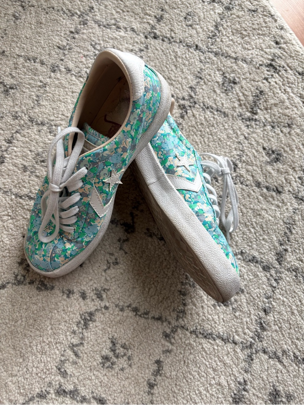 Converse Floral Low-Top Sneakers in Mint Green and White